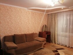 Оренда 2-кімнатної квартири з ремонтом пр. Лушпи фото 9 Оренда 2-кімнатної квартири з ремонтом пр. Лушпи фото 9