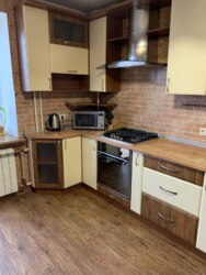 Оренда 2-кімнатної квартири по вул. Металургів фото 1 Оренда 2-кімнатної квартири по вул. Металургів фото 1