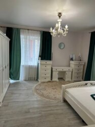 Довгострокова оренда просторої 3- кімнатної квартири по вул. Новомістенська (біля парку 'Казка') фото 3 Довгострокова оренда просторої 3- кімнатної квартири по вул. Новомістенська (біля парку 'Казка') фото 3