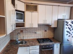 Здам 2-кімнатну квартиру по вул. ЗСУ (вул. Інтернаціоналістів) фото 2 Здам 2-кімнатну квартиру по вул. ЗСУ (вул. Інтернаціоналістів) фото 2