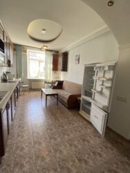 В оренду 3 кімнатна квартира по вул. Соборна фото 2 В оренду 3 кімнатна квартира по вул. Соборна фото 2