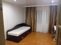 В оренду 2-кімнатна квартира по вул. Збройних сил України фото 4 В оренду 2-кімнатна квартира по вул. Збройних сил України фото 4