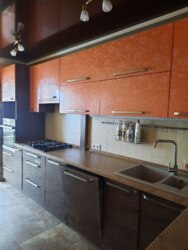 Оренда 3-кімнатної квартири по вул.Харківська (біля Мануфактури) фото 1 Оренда 3-кімнатної квартири по вул.Харківська (біля Мануфактури) фото 1