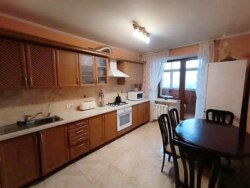 Оренда 3-кімнатної квартири по вул. Г. Кондратьєва фото 1 Оренда 3-кімнатної квартири по вул. Г. Кондратьєва фото 1