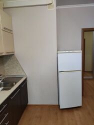   , ',   3