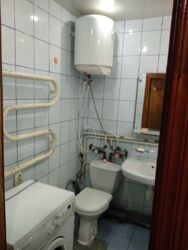   , ',   8