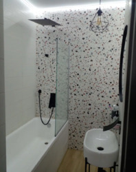 2 , ,  Paradise Avenue  4