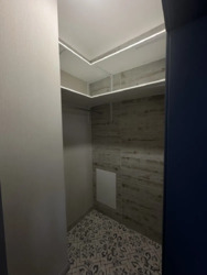   , , , 4   6
