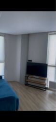 2 , ,  Paradise Avenue  8