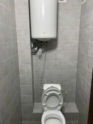   , ,    8