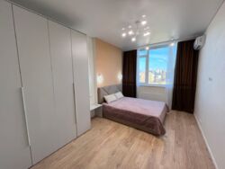   , https://rieltor.ua/flats-rent/view/11708329  8