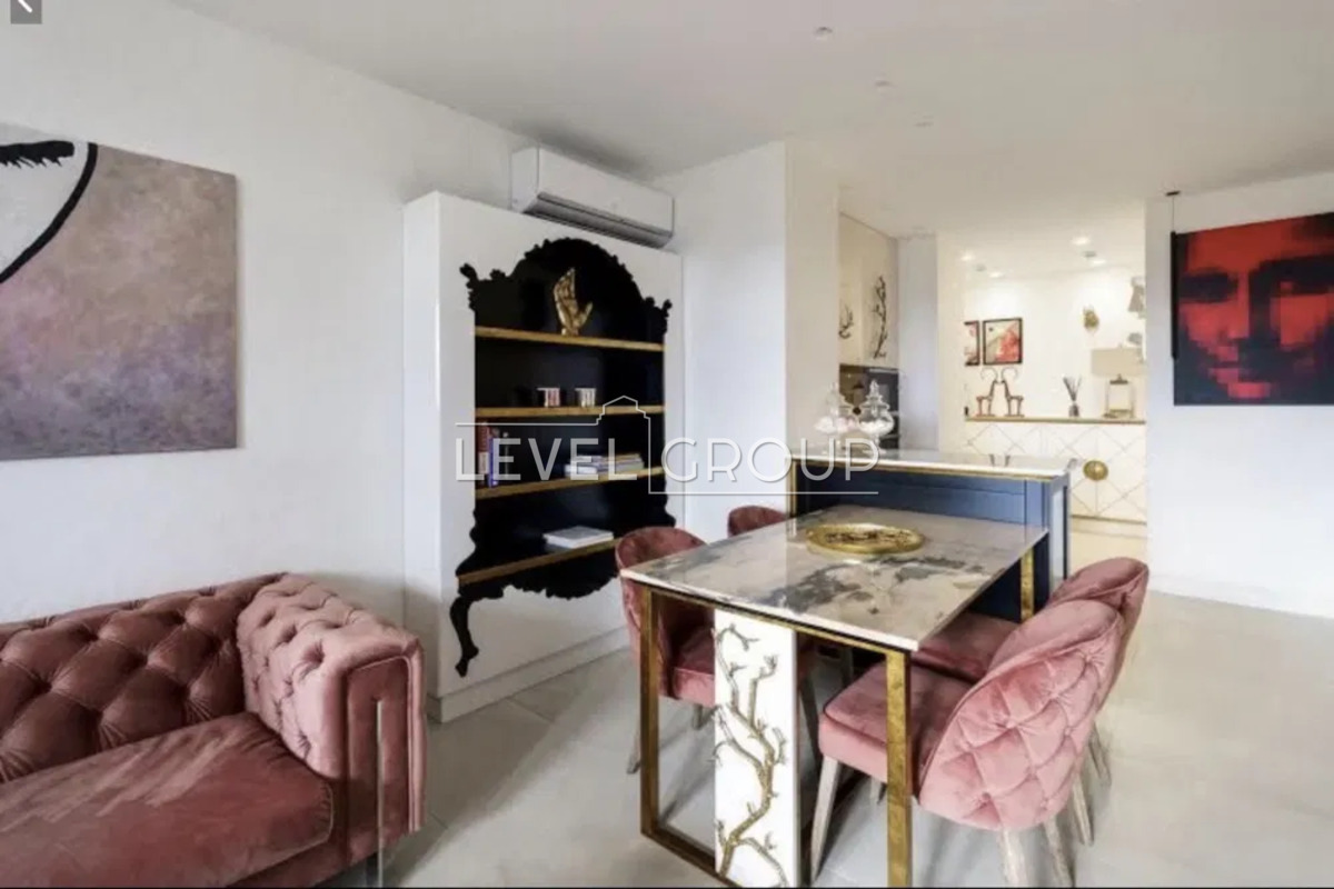  ,     Park Avenue  1