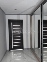 ������ 1 ������� �������� � �� 4U, ������������� �����, ����� 15 �� ���� 12