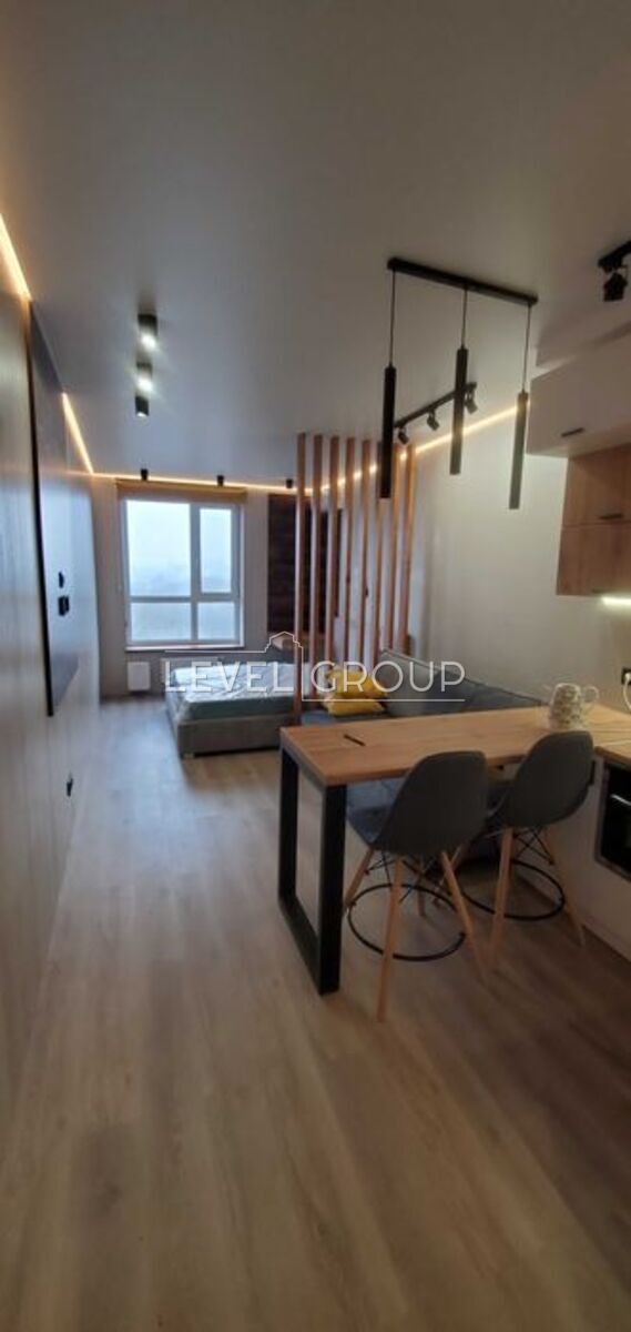   30.,   2021.  'Uno City House',  .  1
