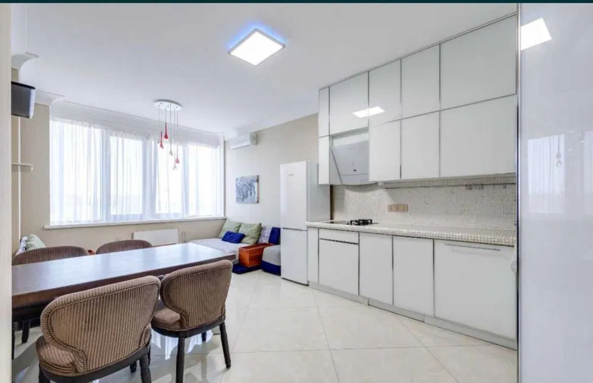  2  ,  RiverStone,    1