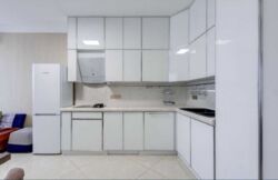  2  ,  RiverStone,    2