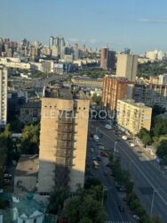       3-   105 2,      Park Avenue  18