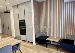  3    Podil Plaza & Residence  3