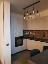 ������ 2-������� �������� | �� San Francisco Creative House | �. ����� ���� 7