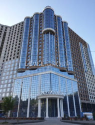  3    Podil Plaza & Residence  12