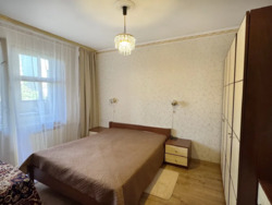 2- кімнатна квартира біля метро (центр) фото 1 2- кімнатна квартира біля метро (центр) фото 1