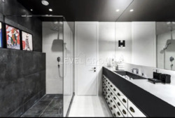   ,     Park Avenue  9