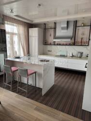 Ексклюзивна 4-кімнатна квартира в оренду на Подолі, вул. Щекавицька! фото 4 Ексклюзивна 4-кімнатна квартира в оренду на Подолі, вул. Щекавицька! фото 4