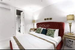   ,     Park Avenue  2