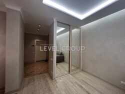 Оренда квартири-студії в центрі, ЖК на вул. Золотоустівська фото 5 Оренда квартири-студії в центрі, ЖК на вул. Золотоустівська фото 5