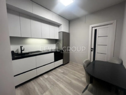 Двокімнатна квартира ЖК «Варшавський мікрорайон» фото 1 Двокімнатна квартира ЖК «Варшавський мікрорайон» фото 1