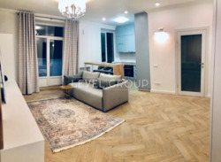 ������ ������� 1� �������� � ��������� ������� (���. ������������, 18) ���� 1