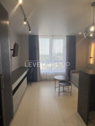  1  䳿   Podil Plaza & Residence.    4