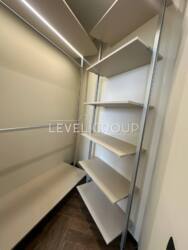 ������ 3-������� �������� �� �����-����� Manhattan City ���� 4