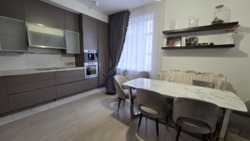 Світла простора квартира в ЖК 'Хвиля' (Волна) Старонаводницька 13 фото 1 Світла простора квартира в ЖК 'Хвиля' (Волна) Старонаводницька 13 фото 1