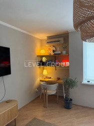 ������ 3� �������� (80 �²) � �. ����� ������, ���. ���������� 122 ���� 11