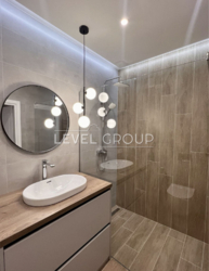  3    Podil Plaza & Residence  9
