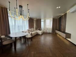 ������ 3-������� �������� �� �����-����� Manhattan City ���� 14