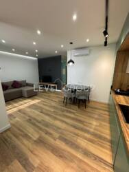 ������ 1-� �������� ���� 5