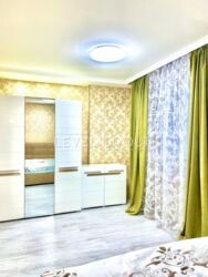 ������ 3� , ����� ���'��������, ����������� 13 �� ��������� ���+������. ���� 12