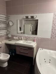 Ексклюзивна 4-кімнатна квартира в оренду на Подолі, вул. Щекавицька! фото 19 Ексклюзивна 4-кімнатна квартира в оренду на Подолі, вул. Щекавицька! фото 19