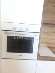     ''      8
