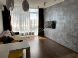 Оренда 1-кім Французькій квартал 2 Предславинська вул., 40 фото 1 Оренда 1-кім Французькій квартал 2 Предславинська вул., 40 фото 1