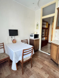 2- кімнатна квартира біля метро (центр) фото 5 2- кімнатна квартира біля метро (центр) фото 5