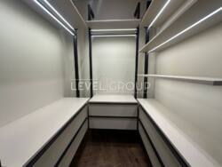 ������ 3-������� �������� �� �����-����� Manhattan City ���� 8