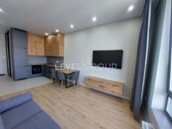  1-    UNIT.Home  12