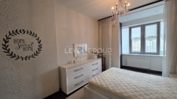   3-     RiverStone  11