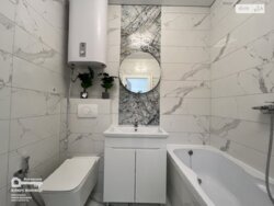 ������� �������� ³�������, ³�����, ����������, ���. 600-����, 3� ���� 8