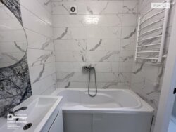 ������� �������� ³�������, ³�����, ����������, ���. 600-����, 3� ���� 9