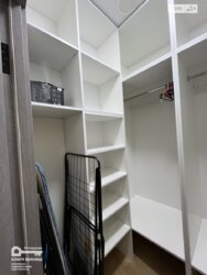 ������� �������� ³�������, ³�����, ����������, ���. 600-����, 3� ���� 13