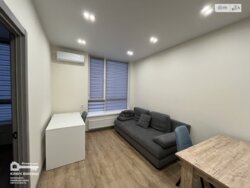 ������� �������� ³�������, ³�����, ����������, ���. 600-����, 3� ���� 14